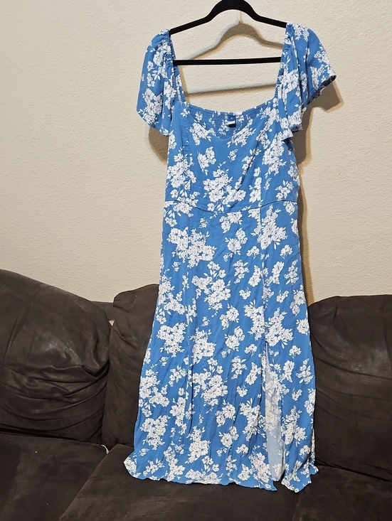 Old Navy Dresses & Skirts - Old Navy Blue Floral Maxi Dress with White Print